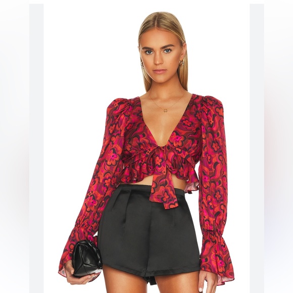 NWT For Love and Lemons Davina Tie Front
Blouse in Red. Size X-Small - Picture 1 of 10